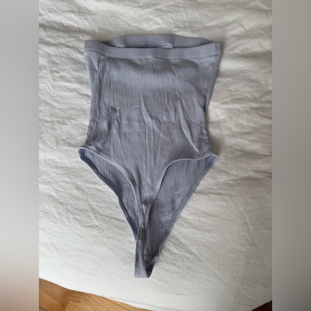 UO Ribbed Bodysuit - Picture 4 of 4